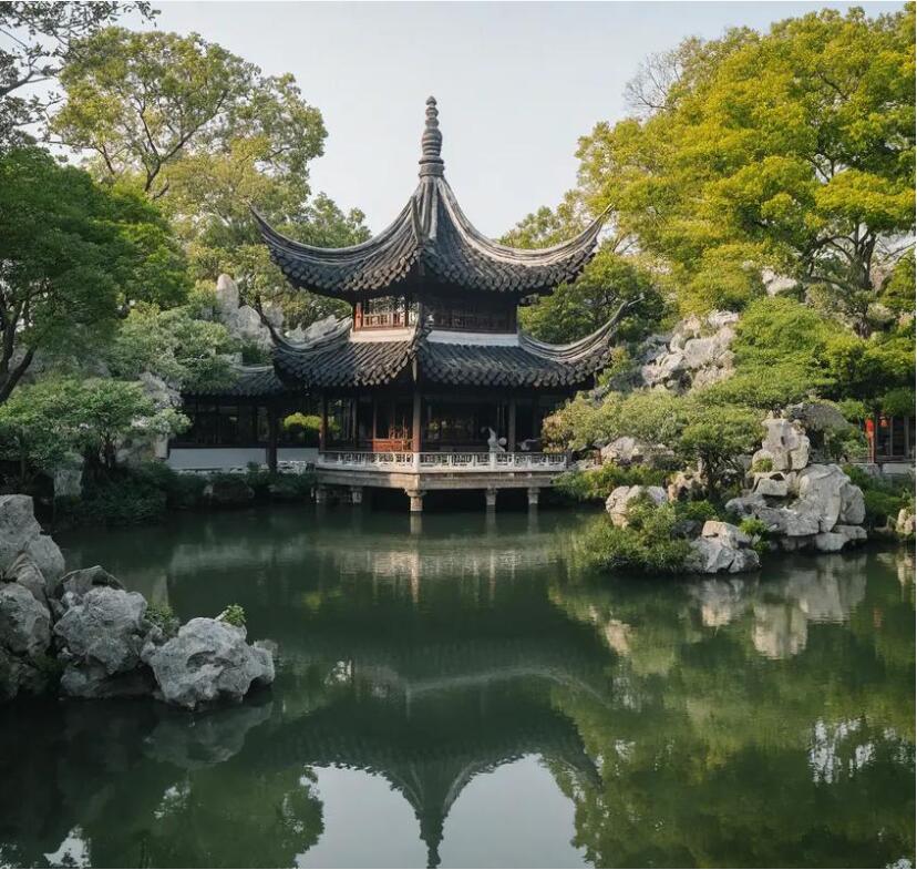 鞍山立山祸兮宾馆有限公司